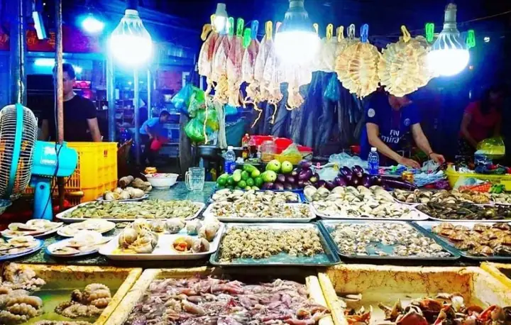 Chợ Đêm Phan Thiết Mũi Né: Hướng Dẫn Tham Quan Toàn Diện