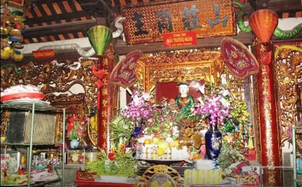 Chúa Bà Đông Cuông Là Ai? Giải Đáp Toàn Diện Về Vị Thần Trong Tín Ngưỡng Dân Gian Chúa Bà Đông Cuông Là Ai? Giải Đáp Toàn Diện Về Vị Thần Trong Tín Ngưỡng Dân Gian