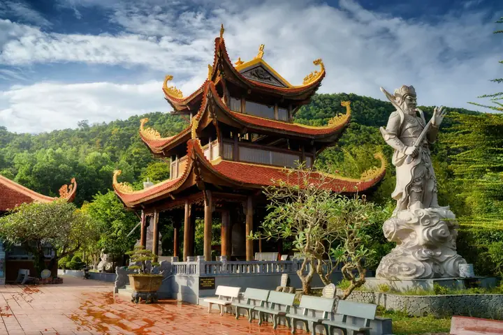 Chùa Hộ Quốc Ở Phú Quốc – Lịch Sử, Kiến Trúc Và Hướng Dẫn Thăm Quan