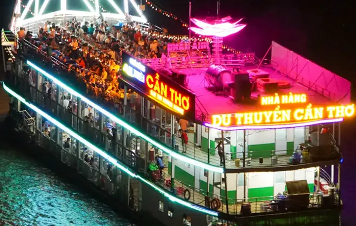 Du Thuyền Bến Ninh Kiều Cần Thơ – Hướng Dẫn Chi Tiết Cho Du Khách Du Thuyền Bến Ninh Kiều Cần Thơ – Hướng Dẫn Chi Tiết Cho Du Khách