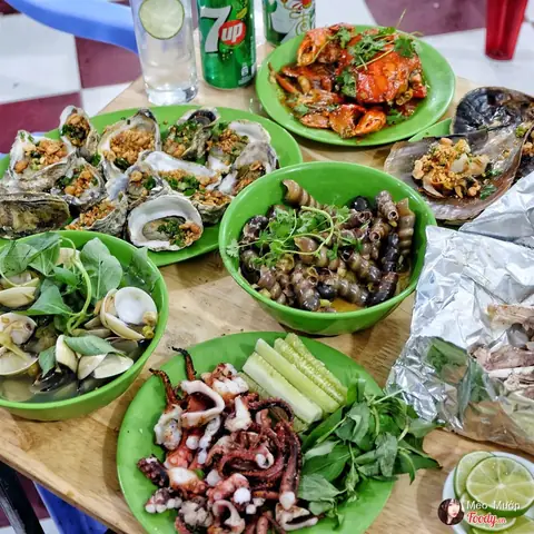 Hải Sản Bình Dân Nha Trang: Địa Chỉ, Giá Cả Và Mẹo Thưởng Thức