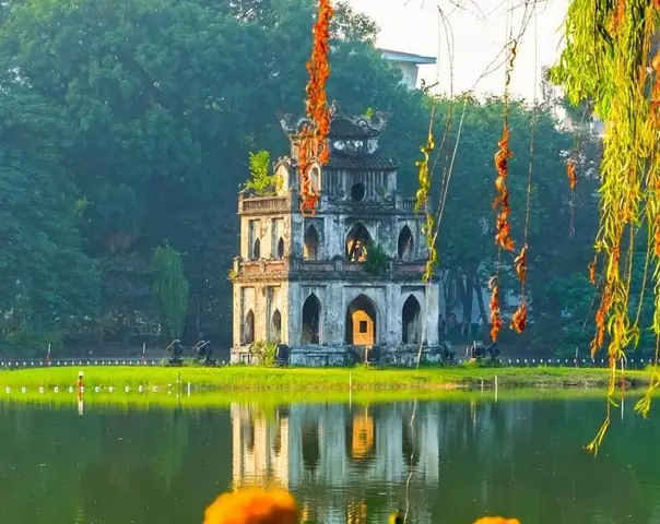 Hồ Hoàn Kiếm Sâu Bao Nhiêu? – Độ Sâu, Lịch Sử Và Những Điều Bạn Cần Biết Hồ Hoàn Kiếm Sâu Bao Nhiêu? – Độ Sâu, Lịch Sử Và Những Điều Bạn Cần Biết