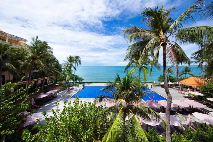 Hòn Rơm 1 Resort Mũi Né: Khám Phá Điểm Đến Mới Cho Du Hành Gia Đình 2026
