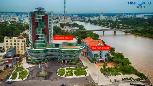 Khách Sạn Gần Bến Ninh Kiều Giá Rẻ – Hướng Dẫn Chọn Phòng Tiết Kiệm Cho Chuyến Du Lịch Cần Thơ