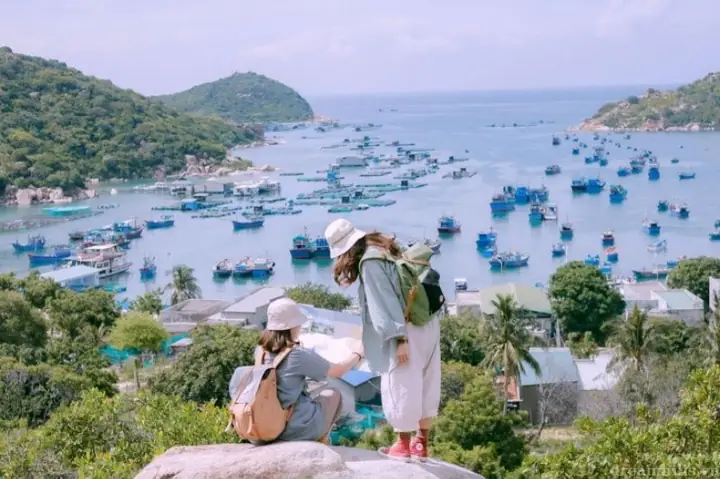 Kinh Nghiệm Du Lịch Vĩnh Hy: Hướng Dẫn Chi Tiết Cho Chuyến Đi Hoàn Hảo