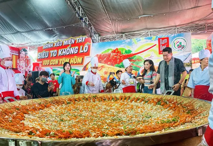 Lễ Hội Bánh Dân Gian Nam Bộ: Điểm Nhấn Văn Hoá Ẩm Thực Truyền Thống Lễ Hội Bánh Dân Gian Nam Bộ: Điểm Nhấn Văn Hoá Ẩm Thực Truyền Thống