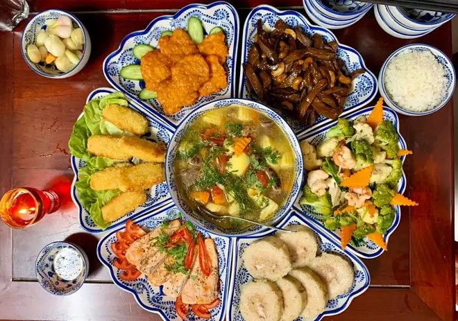 Mâm Cúng 30 Tết Trong Nhà: Hướng Dẫn Chuẩn Bị Chi Tiết Và Ý Nghĩa