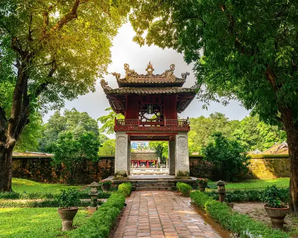 Những Địa Danh Nổi Tiếng Ở Hà Nội Mà Bạn Không Thể Bỏ Qua Những Địa Danh Nổi Tiếng Ở Hà Nội Mà Bạn Không Thể Bỏ Qua