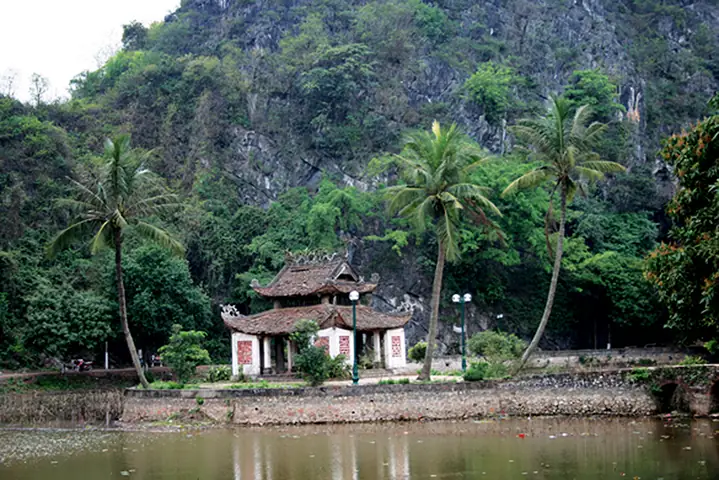 Núi Trầm Phụng – Châu Chương Mỹ, Hà Nội: Tổng Quan Và Những Điểm Cần Biết