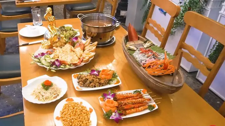 Quán Hải Sản Ngon Quận 3: Địa Chỉ Đáng Thử Cho Người Yêu Hải Sản Quán Hải Sản Ngon Quận 3: Địa Chỉ Đáng Thử Cho Người Yêu Hải Sản