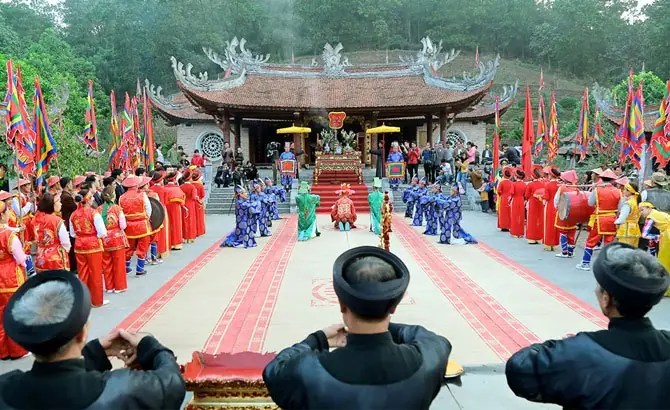 Ý Nghĩa Của Lễ Hội Đền Hùng: Di Sản Văn Hoá Và Tinh Thần Của Dân Tộc Việt Nam Ý Nghĩa Của Lễ Hội Đền Hùng: Di Sản Văn Hoá Và Tinh Thần Của Dân Tộc Việt Nam
