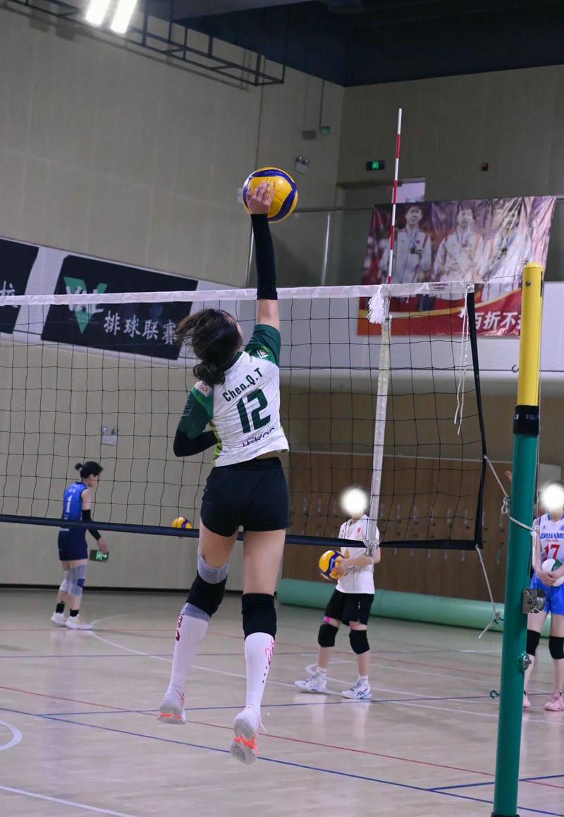 ảnh bóng chuyền 16
