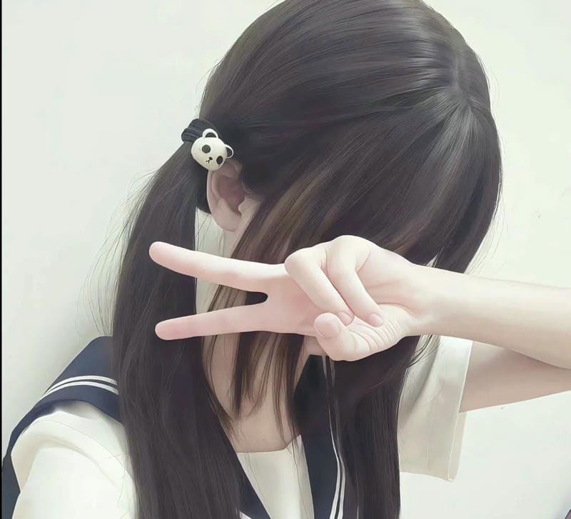 ảnh gái che mặt 4