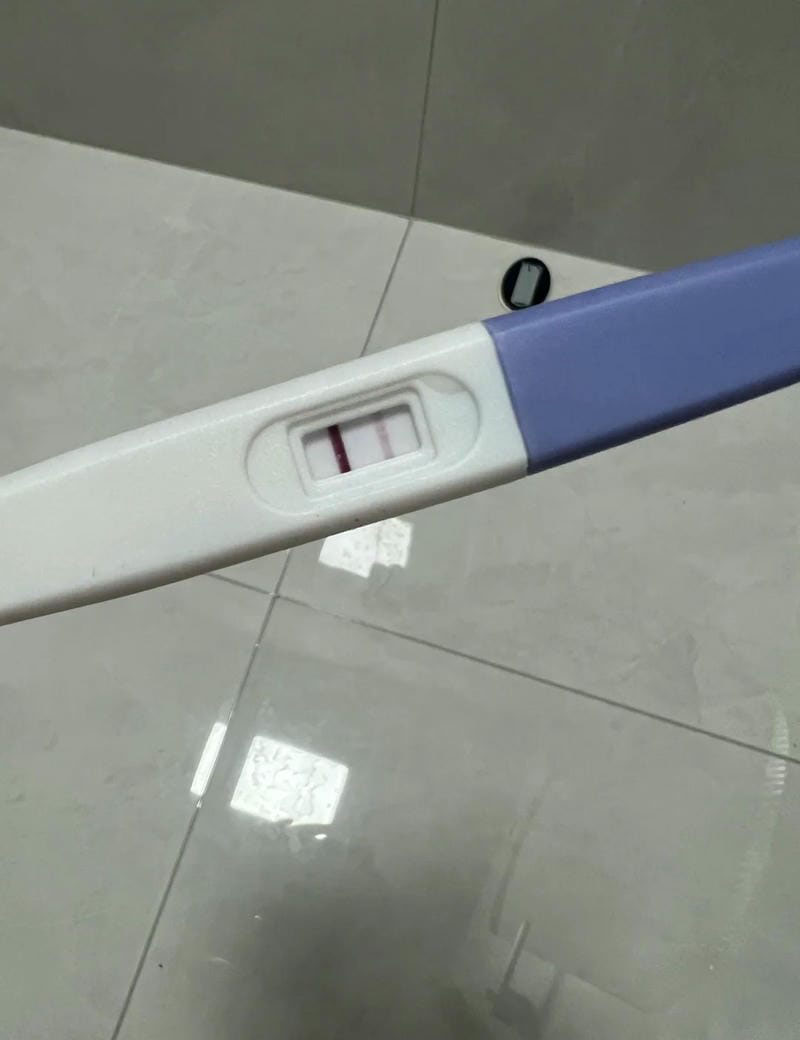 ảnh que thử thai 21