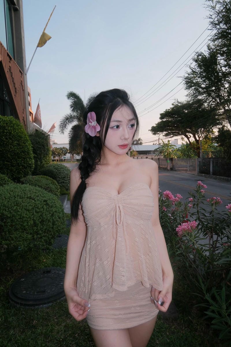 ảnh trần hà linh 35