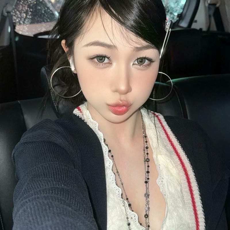 ảnh trần hà linh 37