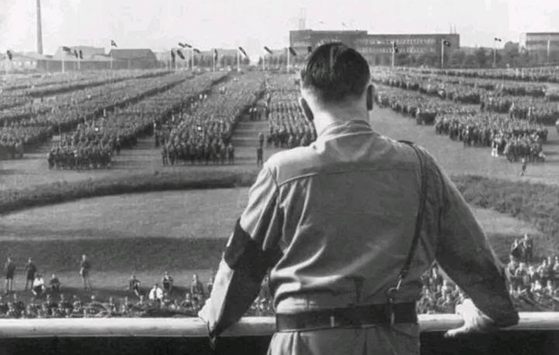 meme hitler 2