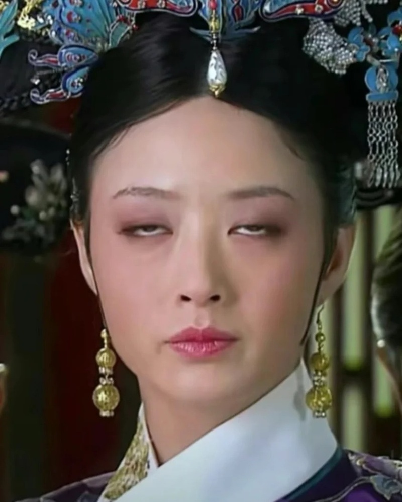 meme lườm 19