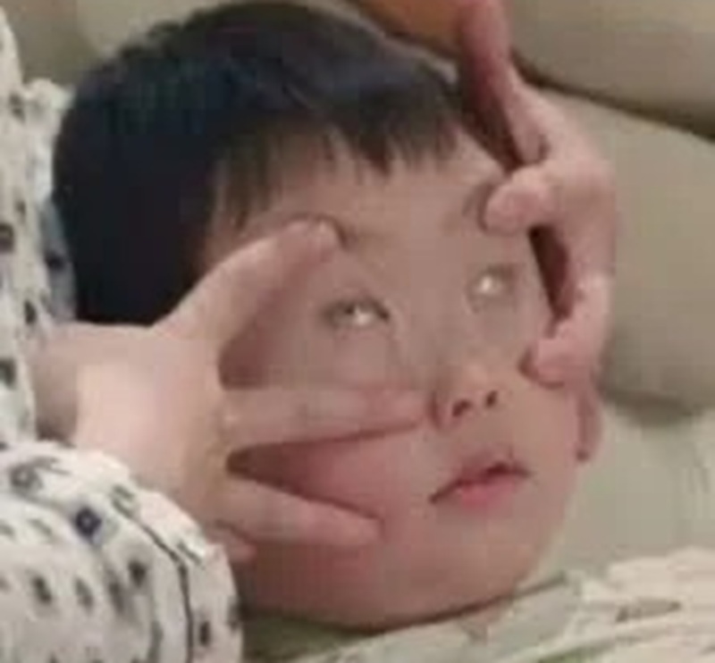 meme lườm 35