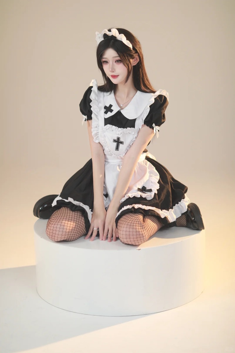 cosplay hầu gái 6