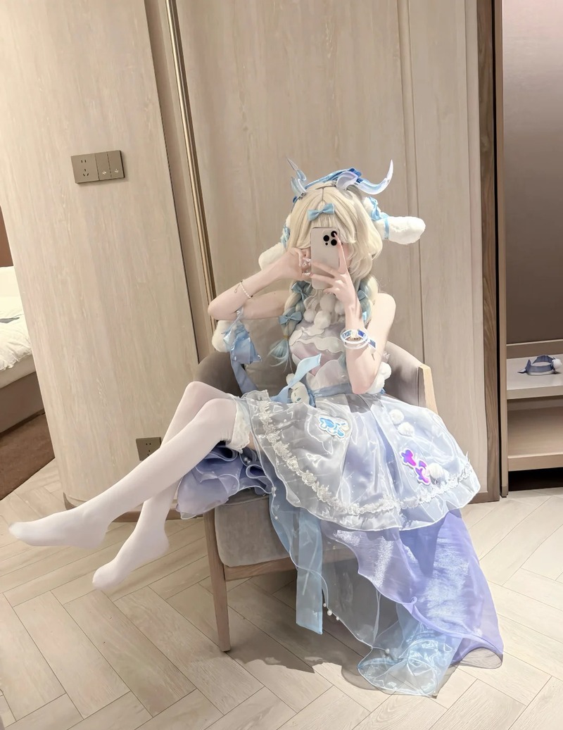 gái xinh cosplay 32