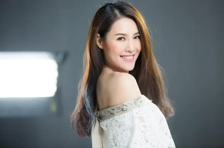 Quế Vân với những đồn đoán về phẫu thuật thẩm mỹ và đời tư