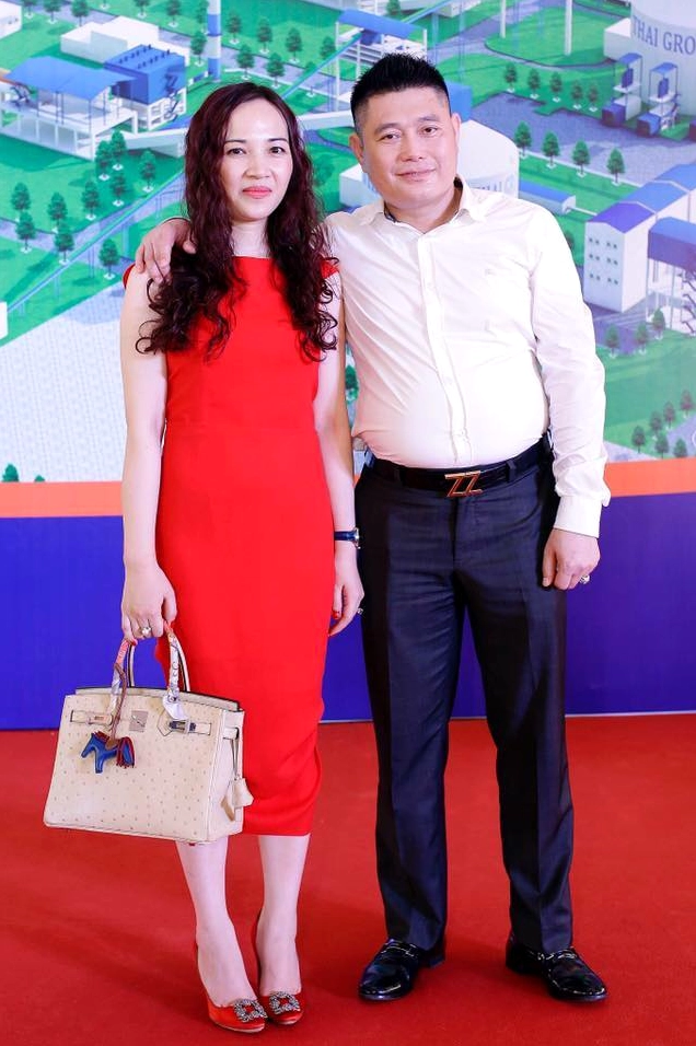 Bầu Thụy và những góc khuất về gia đình