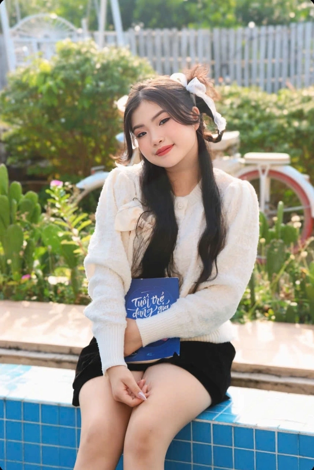 Bé Mai Vy: Nghệ sĩ nhí triệu view - Ảnh 2.