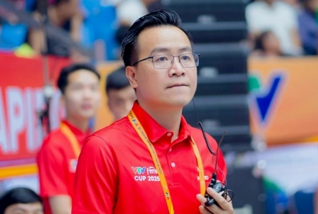 Bình luận viên Tạ Biên Cương chia tay VTV