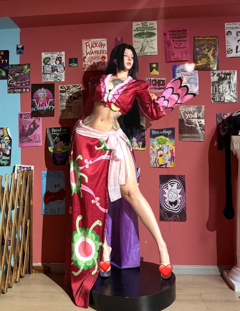 boa hancock cosplay 12
