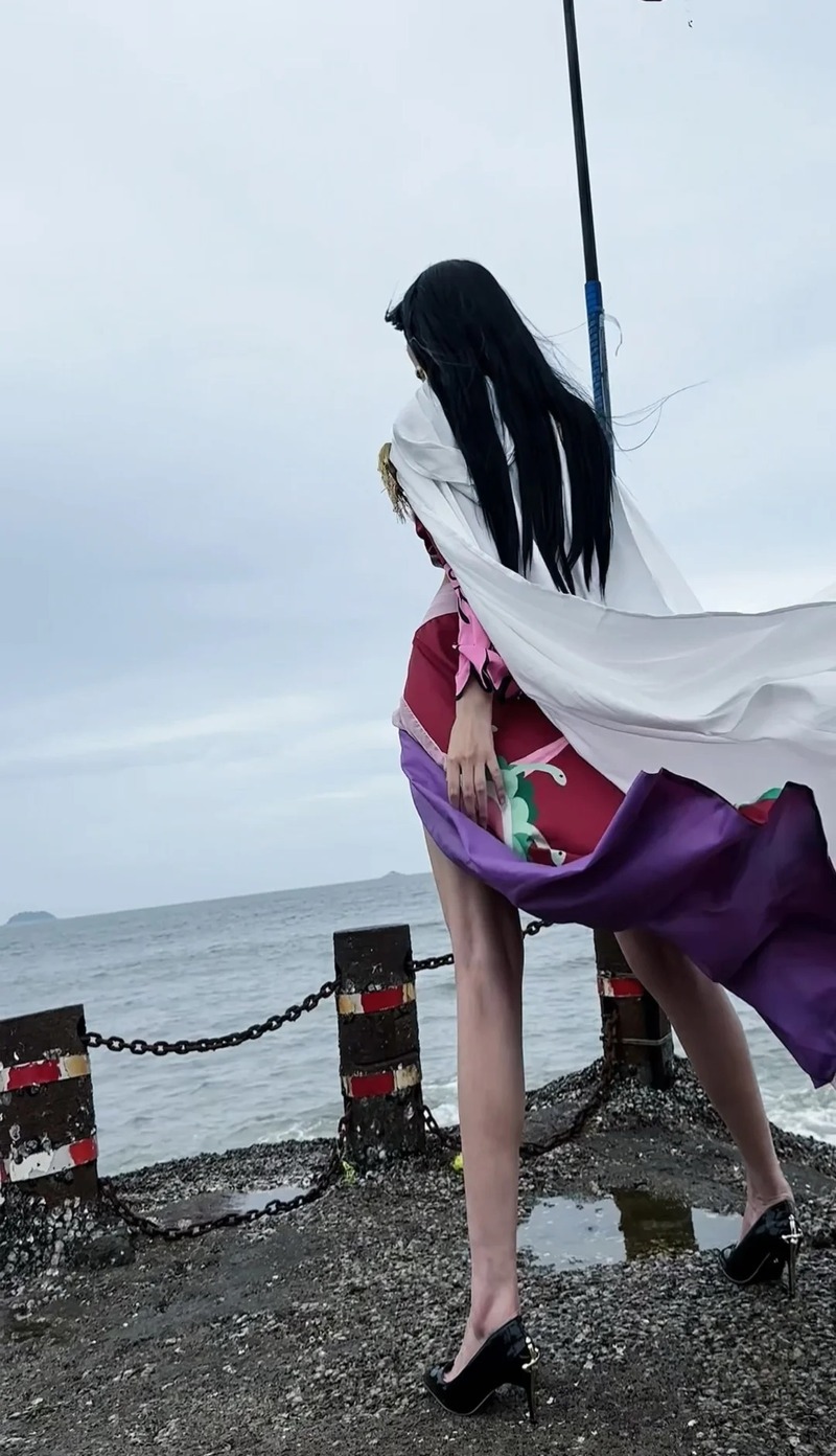 boa hancock cosplay 14