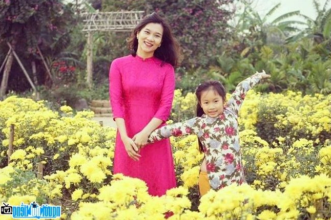 BTV Khánh Trang bên con gái