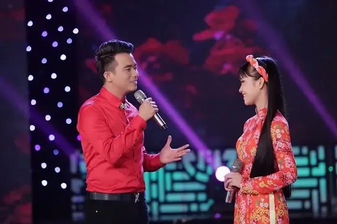 Ca sĩ Lê Sang và vợ Kim Chi