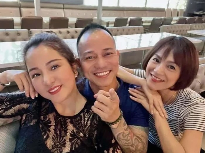 Chế Phong trên sân khấu