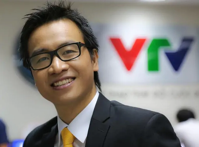 Chị gái của Tạ Biên Cương, BTV Tạ Bích Loan