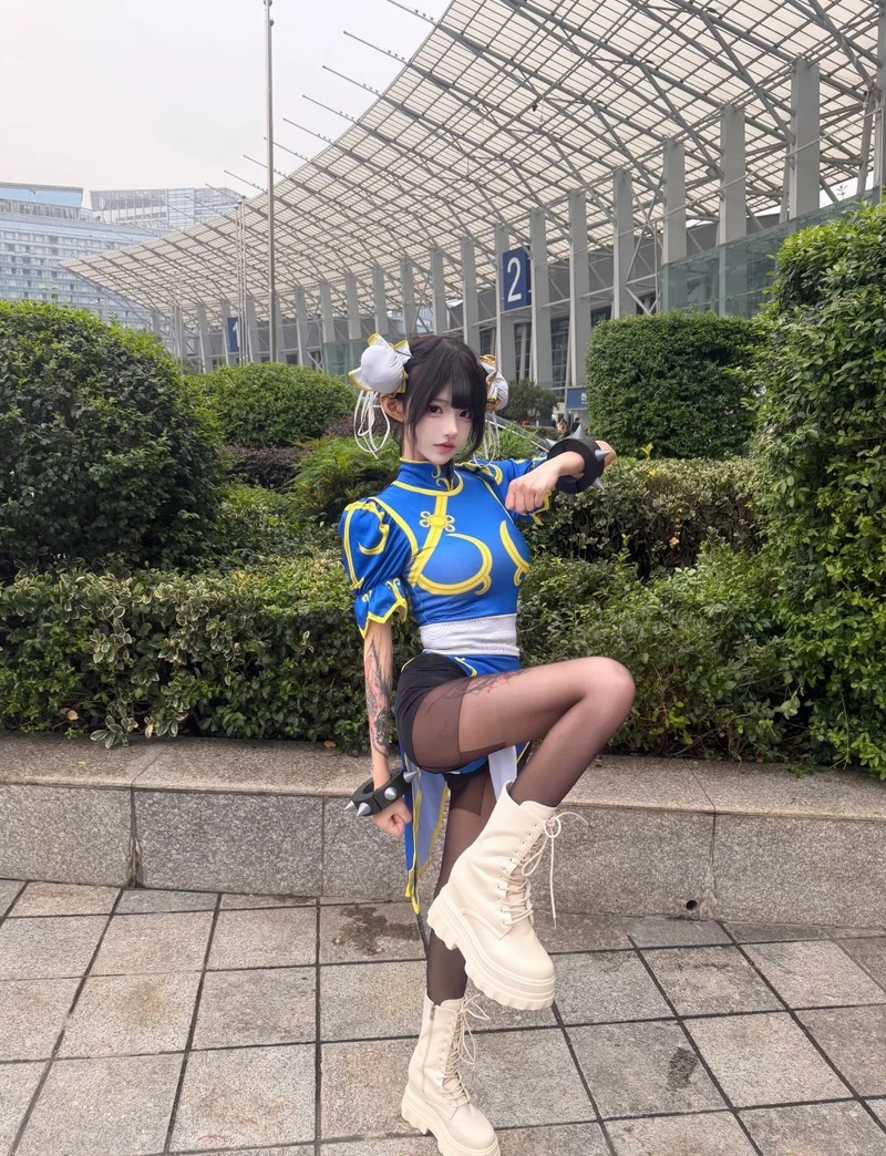 chun li cosplay 30