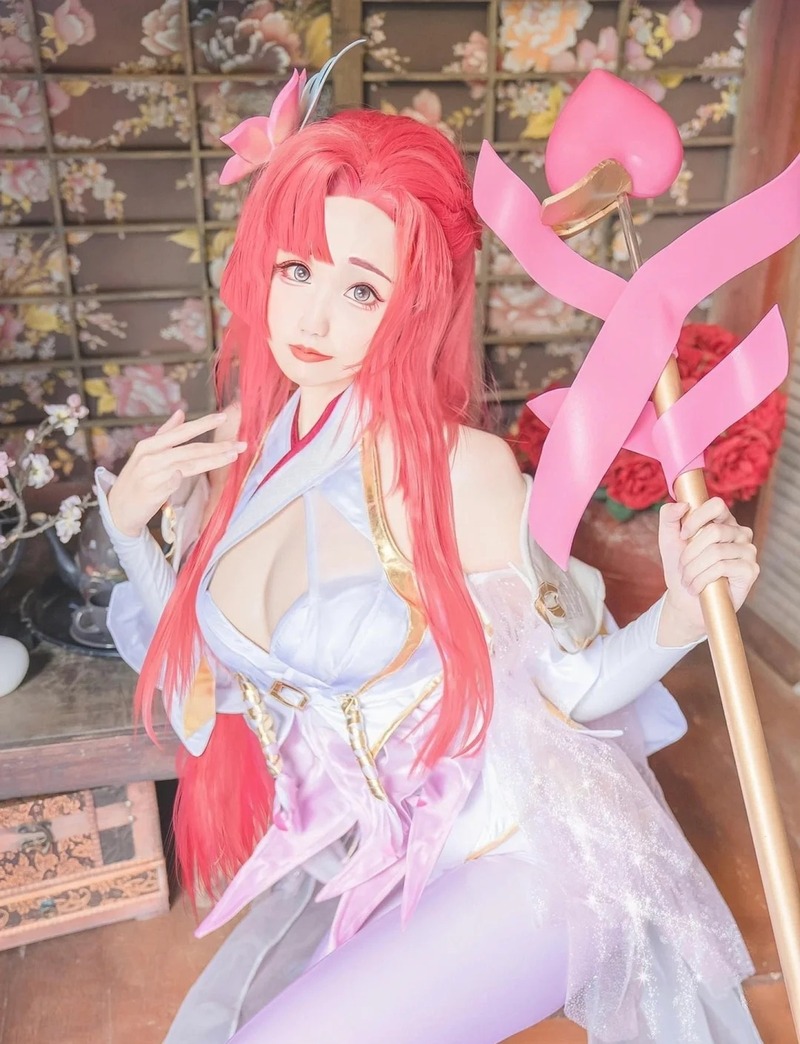 cosplay aov 18