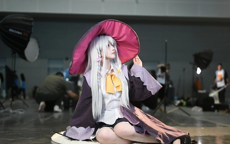 cosplay elaina 10