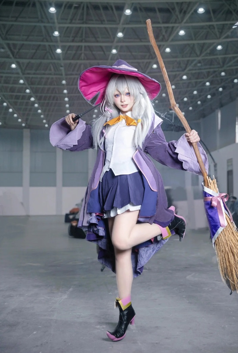 cosplay elaina 20