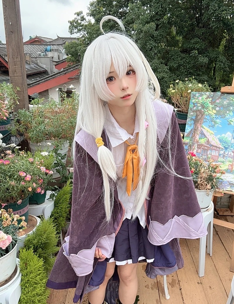 cosplay elaina 25