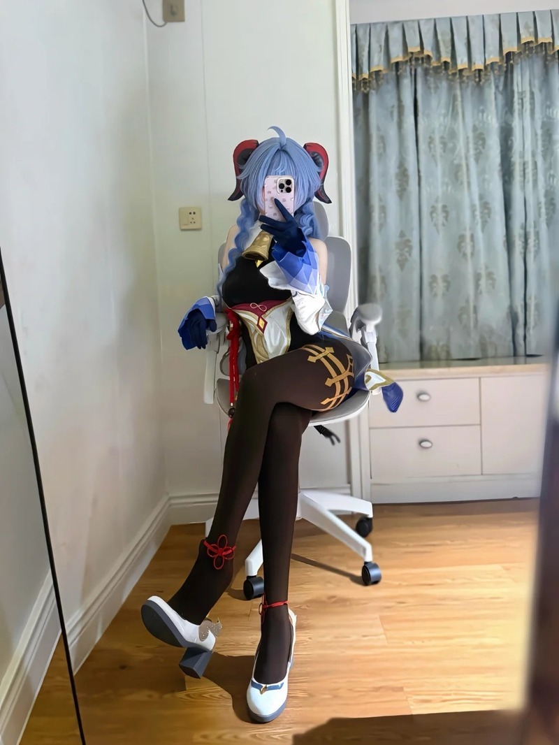 cosplay ganyu 2