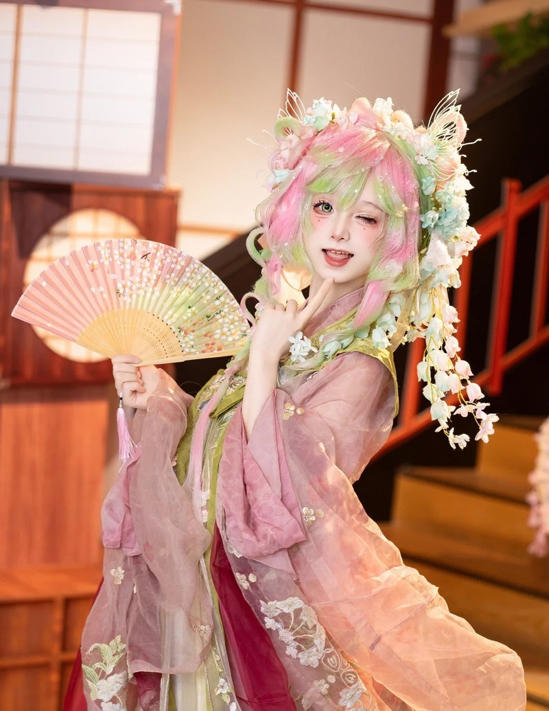 cosplay mitsuri 23