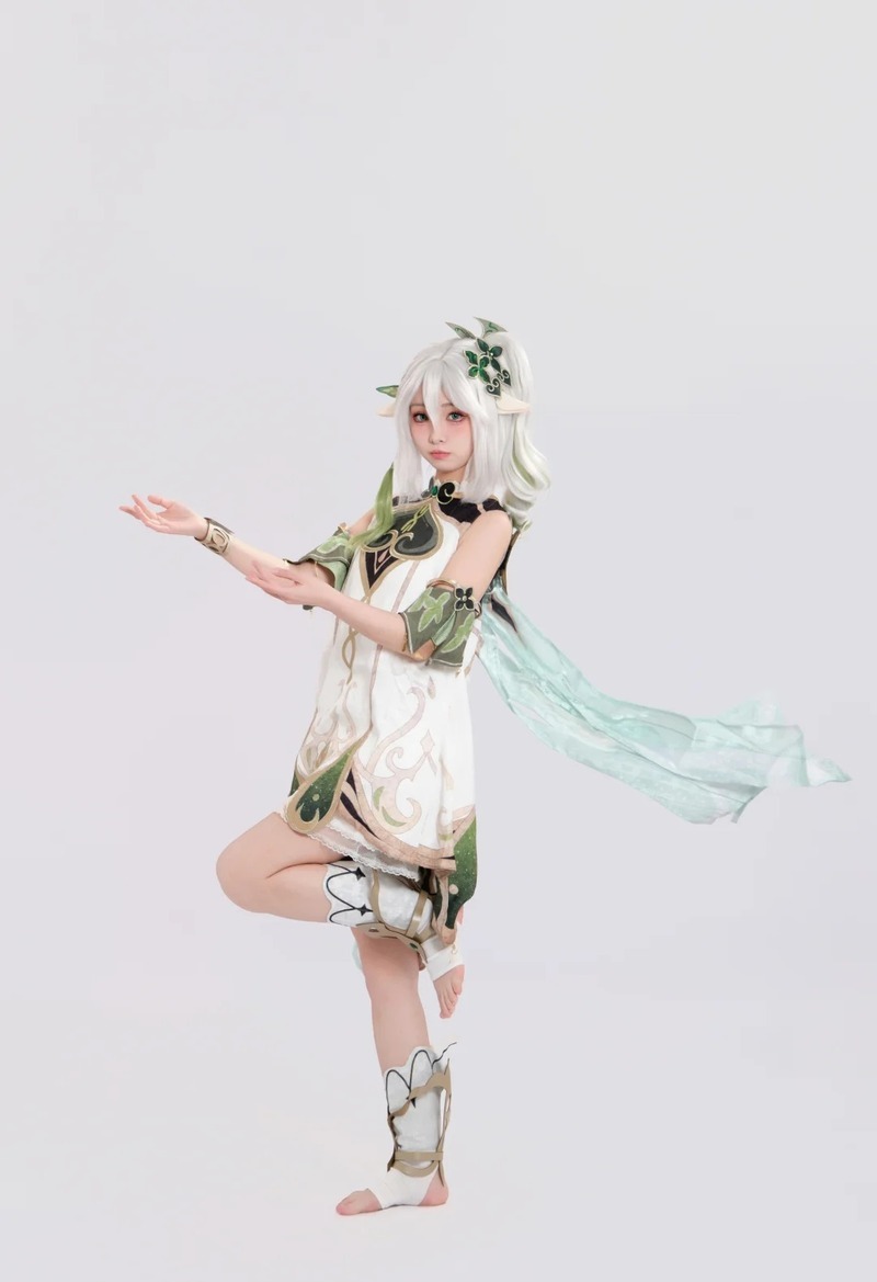 cosplay nahida 18