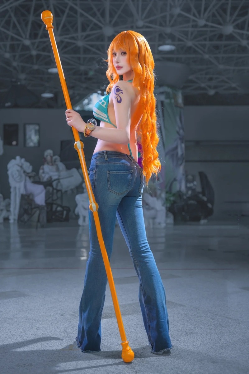 cosplay nami 16