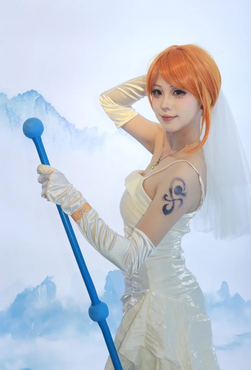 cosplay nami 18