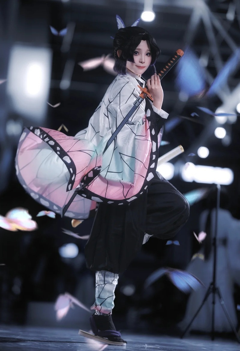 cosplay shinobu 12