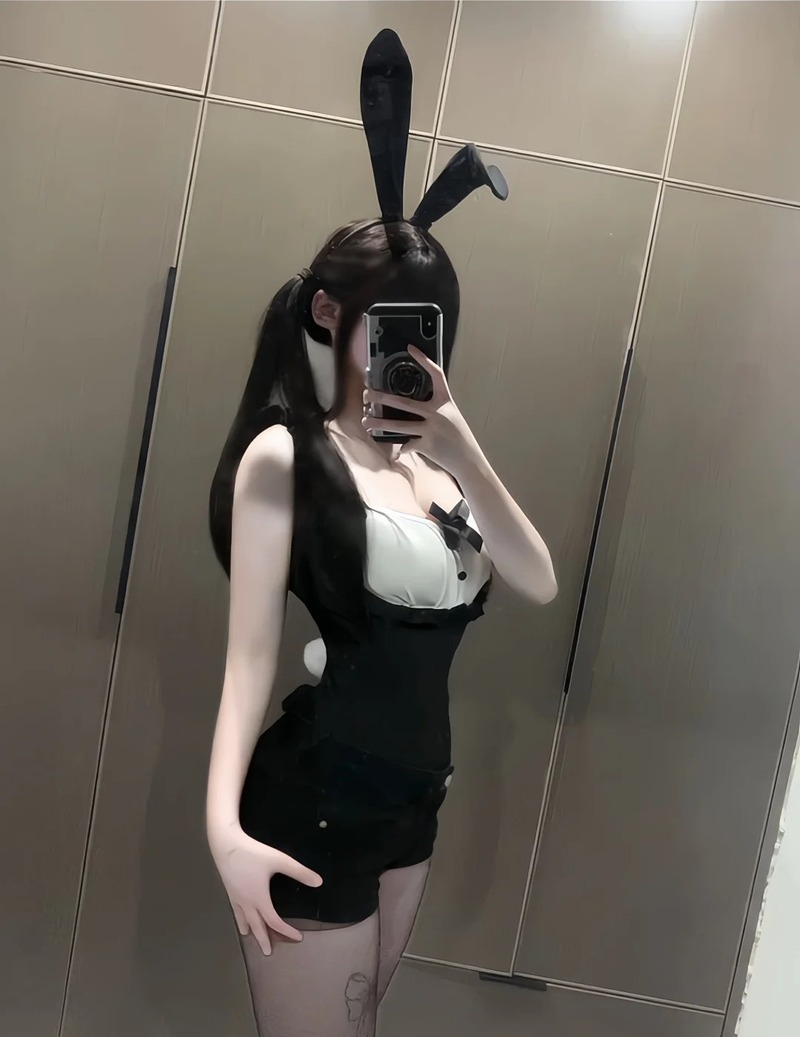 cosplay thỏ 18