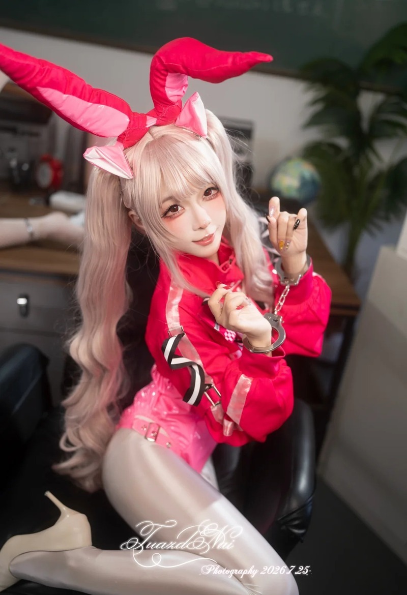 cosplay thỏ 36