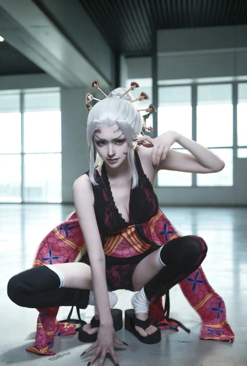 demon slayer cosplay 13