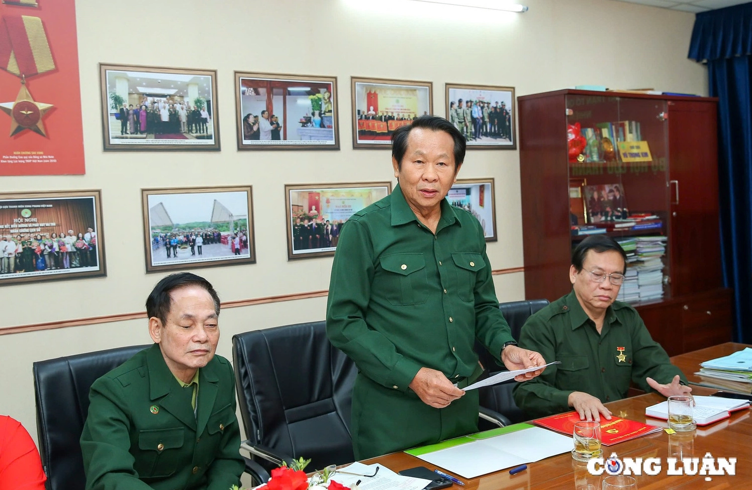 Đồng chí Thân Đức Nam phát biểu nhận nhiệm vụ